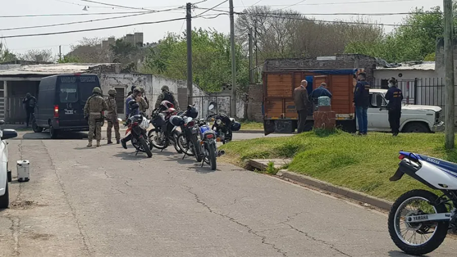 Operativo y detención. Operativo y detención.