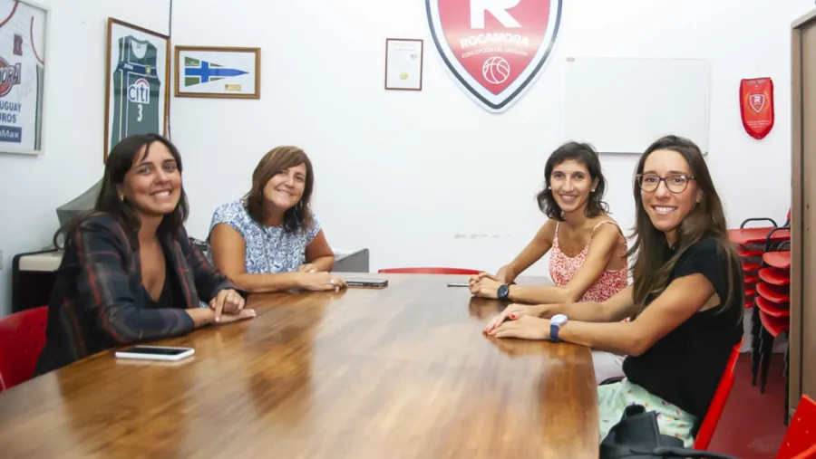 Rocamora La responsable de la Liga Femenina de Básquet visitó las instalaciones de Rocamora