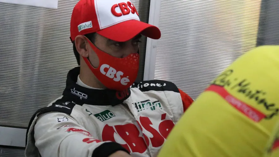 Carlos Okulovich Carlos Okulovich seguirá corriendo en el TC para el equipo del “Gurí” Martínez