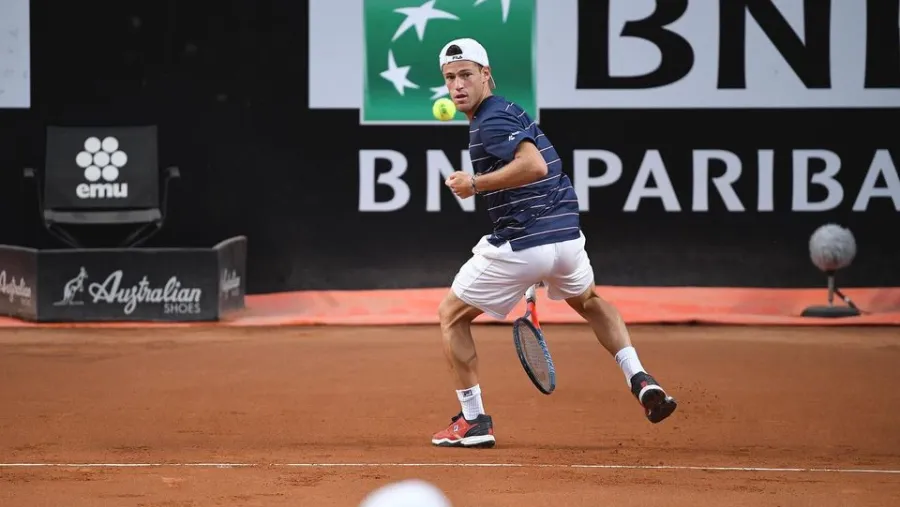 Diego Schwartzman Tenis: Schwartzman avanzó a cuartos de final en Roma, donde se las verá con Nadal