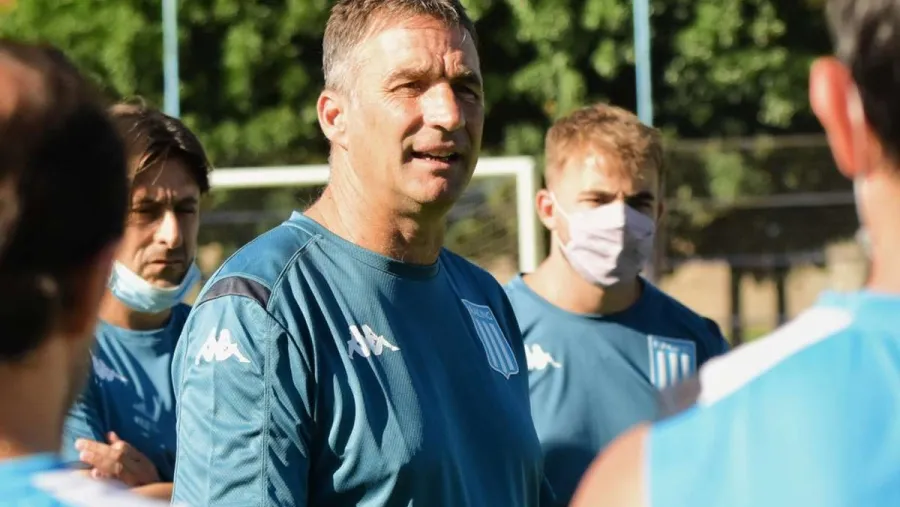 Juan Antonio Pizzi Juan Antonio Pizzi