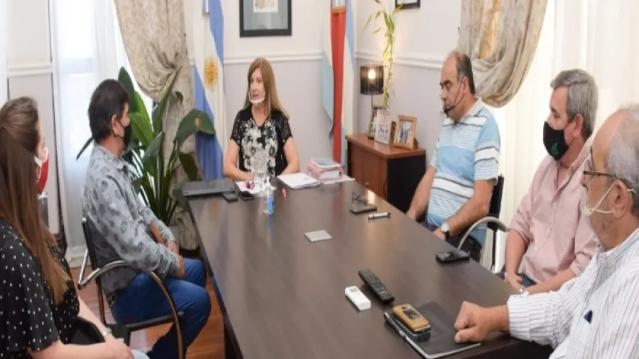 Más municipios entrerrianos se suman al fortalecimiento de los Sistemas de videovigilancia Más municipios entrerrianos se suman al fortalecimiento de los Sistemas de videovigilancia
