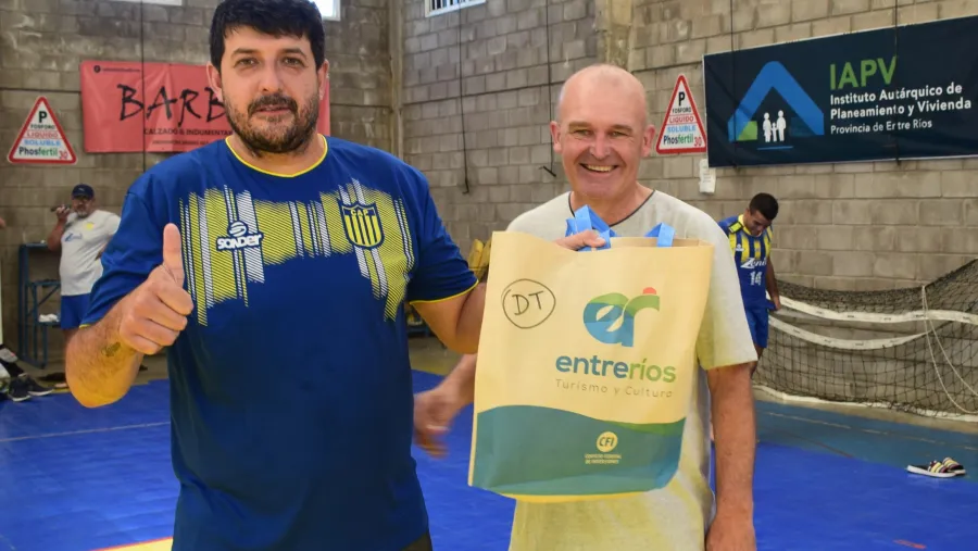 “Debemos mantener el foco y respaldarlo con mucho trabajo”, indicó el DT de Paracao “Debemos mantener el foco y respaldarlo con mucho trabajo”, indicó el DT de Paracao