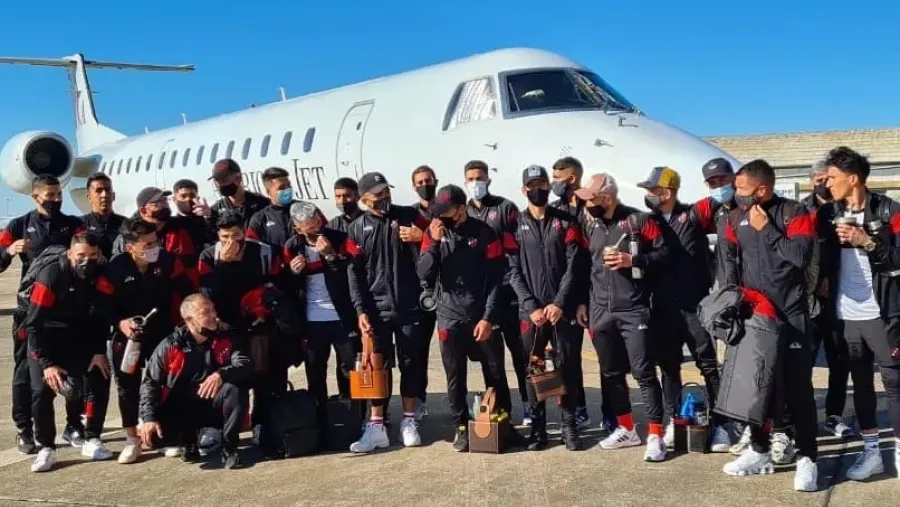Patronato llegó a Santiago del Estero para enfrentar a Boca por la Copa Argentina Patronato llegó a Santiago del Estero para enfrentar a Boca por la Copa Argentina