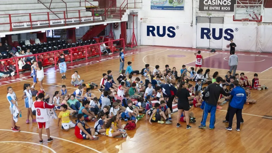 Rocamora Rocamora ajusta detalles para el Encuentro de Minibásquet en Vacaciones