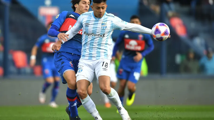 Liga Profesional de Fútbol: el líder Atlético Tucumán empató en su visita a Tigre Liga Profesional de Fútbol: el líder Atlético Tucumán empató en su visita a Tigre