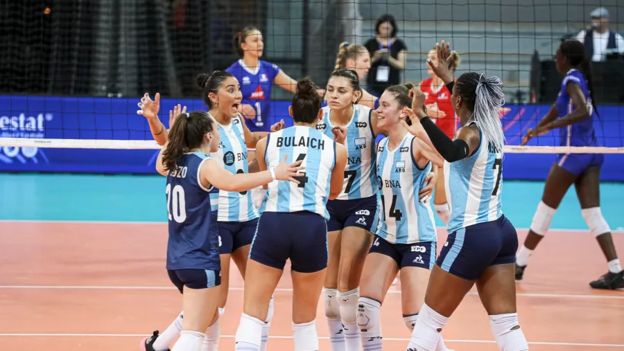 Rumbo al Mundial de Vóley y con Sabrina Germanier, “Las Panteras” derrotaron a Francia Rumbo al Mundial de Vóley y con Sabrina Germanier, “Las Panteras” derrotaron a Francia