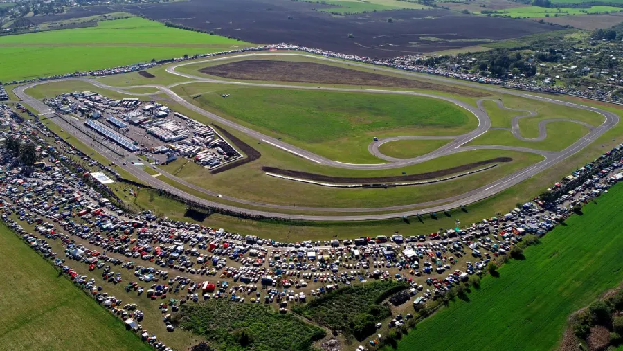 Confirmaron que Paraná recibirá la quinta fecha del Turismo Carretera Confirmaron que Paraná recibirá la quinta fecha del Turismo Carretera