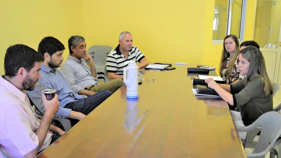 reunión con funcionarios de Nogoyá reunión con funcionarios de Nogoyá