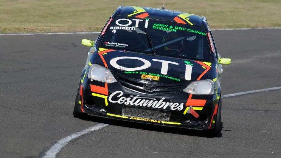 Benedetti, Garbiglia y Martini fueron los más veloces del Turismo Pista en Paraná Benedetti, Garbiglia y Martini fueron los más veloces del Turismo Pista en Paraná