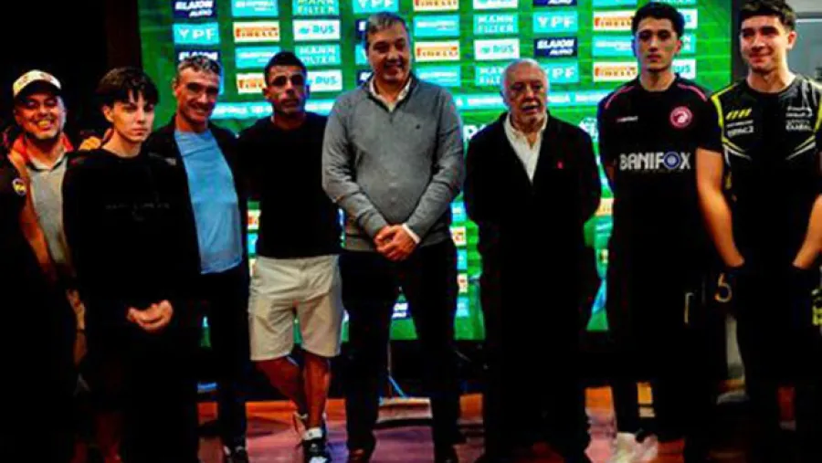 En Buenos Aires, el Top Race presentó la apertura del campeonato en “La Histórica” En Buenos Aires, el Top Race presentó la apertura del campeonato en “La Histórica”