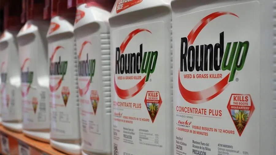 Roundup es la marca comercial del glifosato. La compilación da cuenta de los impactos que el glifosato provoca en la salud y el ambiente. La semana pasada Bayer ofertó 11 mil millones de indemnización por juicios. Roundup es la marca comercial del glifosato. La compilación da cuenta de los impactos que el glifosato provoca en la salud y el ambiente. La semana pasada Bayer ofertó 11 mil millones de indemnización por juicios.