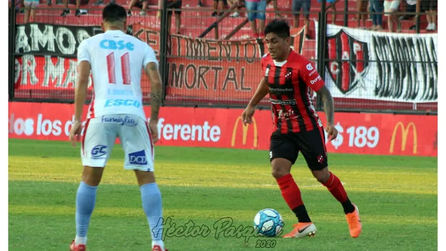 Cristian Tarragona Superliga: el goleador de Patronato fue elegido entre los mejores de la fecha 18