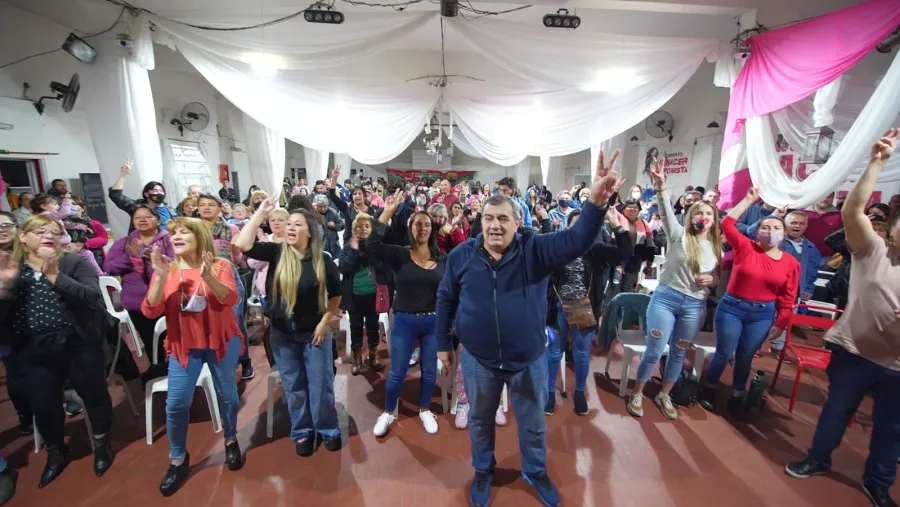 Cáceres dijo que revertir el resultado de las PASO “es difícil, pero no imposible” Cáceres dijo que revertir el resultado de las PASO “es difícil, pero no imposible”