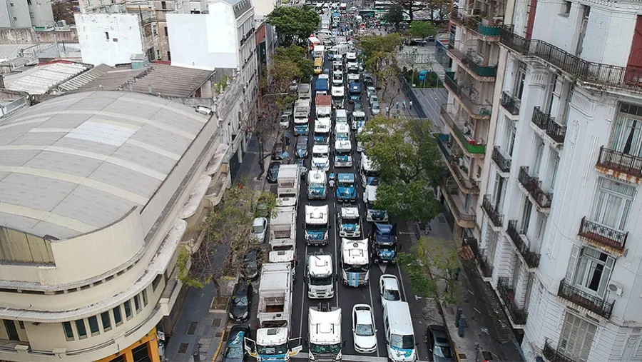 La caravana fue impulsada por los integrantes del Frente Sindical para el Modelo Nacional (Fresimona). La caravana fue impulsada por los integrantes del Frente Sindical para el Modelo Nacional (Fresimona).