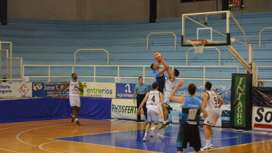 Básquet: Echagüe cayó con Ameghino y perdió la punta en la Conferencia Norte Básquet: Echagüe cayó con Ameghino y perdió la punta en la Conferencia Norte