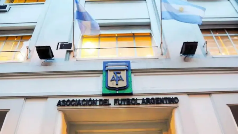 La AFA adelantó el cierre del mercado de pases para la Liga Profesional de Fútbol La AFA adelantó el cierre del mercado de pases para la Liga Profesional de Fútbol