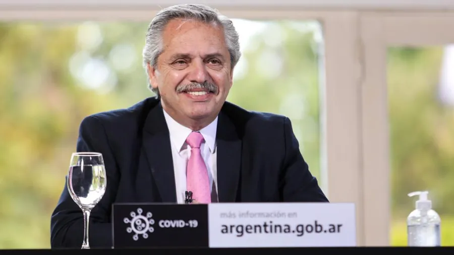 Fernández anunció un plan de obras para seis provincias con el programa “Argentina Hace” Fernández anunció un plan de obras para seis provincias con el programa “Argentina Hace”