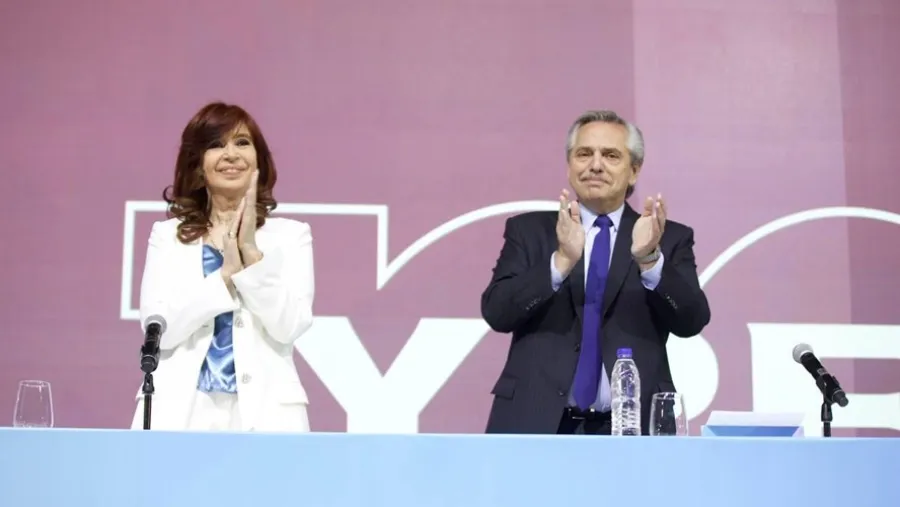 Fernández avaló la embestida de Cristina Kirchner contra la Corte Suprema Fernández avaló la embestida de Cristina Kirchner contra la Corte Suprema