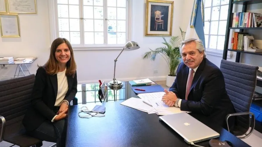 Alberto Fernández designó a María Fernanda Raverta como titular de la Anses Alberto Fernández designó a María Fernanda Raverta como titular de la Anses