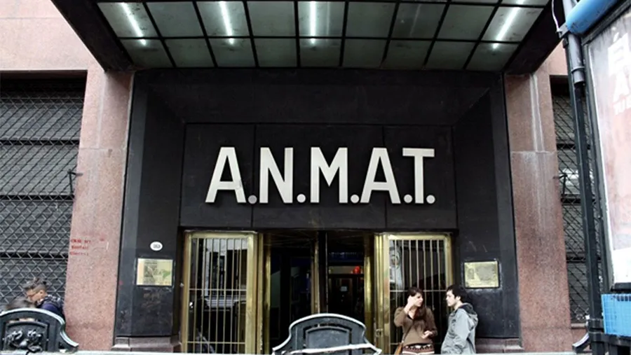 La Administración Nacional de Medicamentos, Alimentos y Tecnología Médica (ANMAT). La Administración Nacional de Medicamentos, Alimentos y Tecnología Médica (ANMAT).