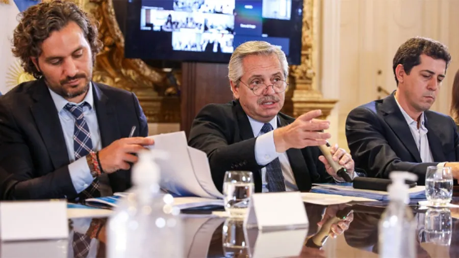 El programa incluye iniciativas generadas por Santiago Cafiero y Eduardo de Pedro, resultado del diálogo político impulsado esta semana con gobernadores. El programa incluye iniciativas generadas por Santiago Cafiero y Eduardo de Pedro, resultado del diálogo político impulsado esta semana con gobernadores.