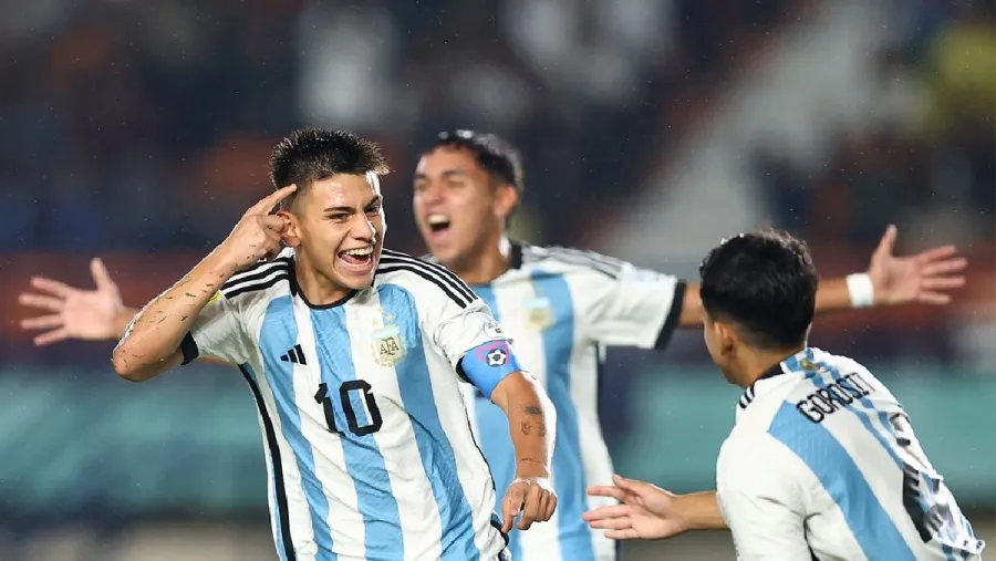 Fútbol: Argentina se recuperó ante Japón y sigue con vida en el Mundial Sub 17 Fútbol: Argentina se recuperó ante Japón y sigue con vida en el Mundial Sub 17