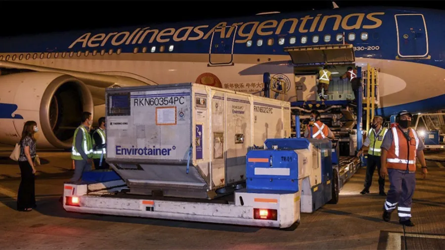 La “Operación Beijing” traerá al país el tercer millón de vacunas de los cuatro que Argentina compró a Sinopharm. La “Operación Beijing” traerá al país el tercer millón de vacunas de los cuatro que Argentina compró a Sinopharm.
