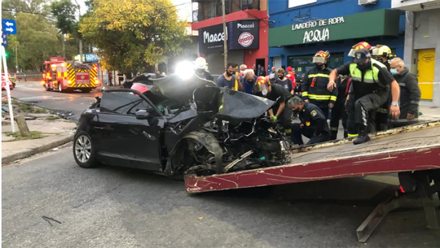 Dos hermanas murieron al chocar un auto y pidieron detener al conductor y acompañante Dos hermanas murieron al chocar un auto y pidieron detener al conductor y acompañante