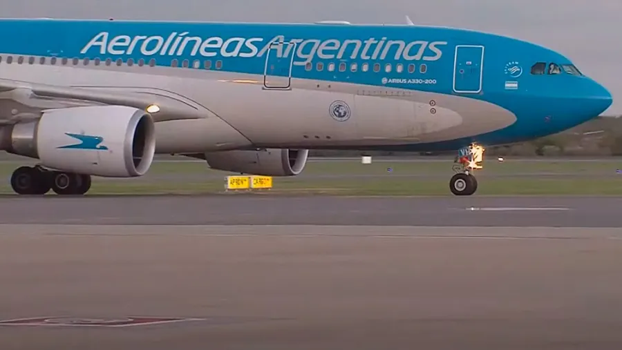El sábado parte un nuevo vuelo de Aerolíneas a buscar vacunas Sputnik V El sábado parte un nuevo vuelo de Aerolíneas a buscar vacunas Sputnik V