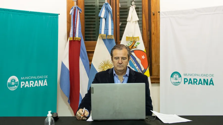 Adán Bahl
