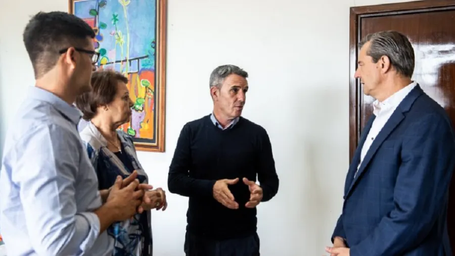 Reunión con funcionarios de Nación Reunión con funcionarios de Nación
