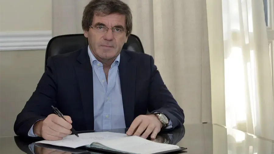 Hugo Ballay es ministro de Economía, Hacienda y Finanzas de Entre Ríos. Hugo Ballay es ministro de Economía, Hacienda y Finanzas de Entre Ríos.