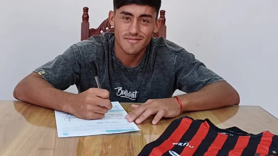 Patronato: Juan Pablo Barinaga extendió un año más su contrato Patronato: Juan Pablo Barinaga extendió un año más su contrato
