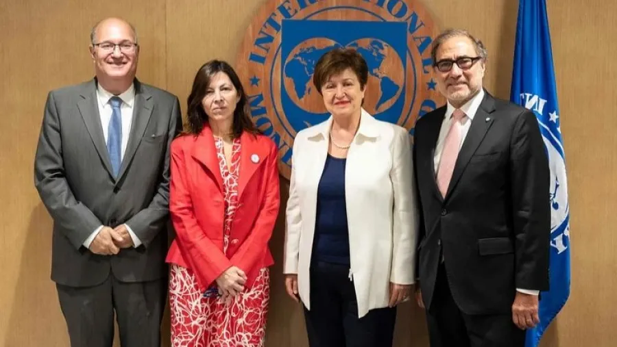 El FMI le pidió a Batakis medidas para “fortalecer la sostenibilidad fiscal” El FMI le pidió a Batakis medidas para “fortalecer la sostenibilidad fiscal”