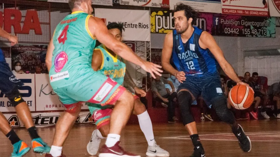 Básquet: Rocamora no pudo con el buen momento de Racing de Chivilcoy Básquet: Rocamora no pudo con el buen momento de Racing de Chivilcoy