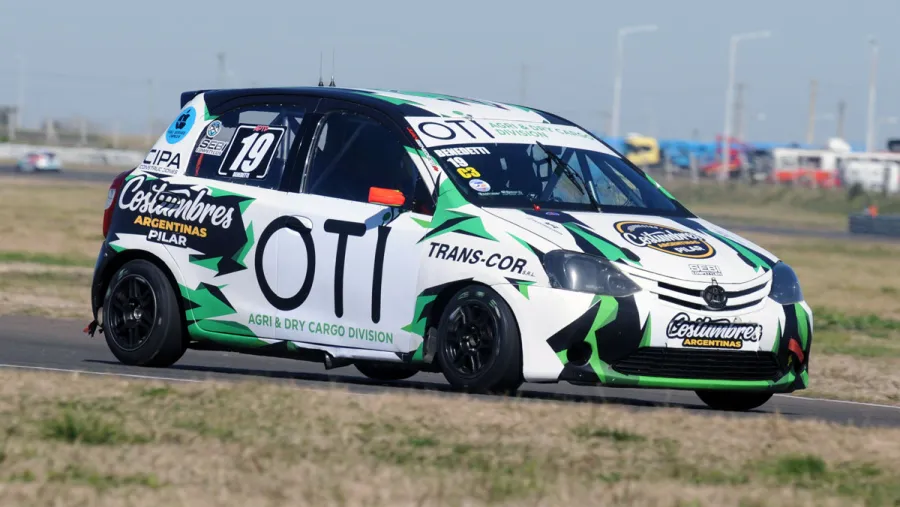 Benedetti, González y Álvarez, los más veloces del Turismo Pista en “La Histórica” Benedetti, González y Álvarez, los más veloces del Turismo Pista en “La Histórica”