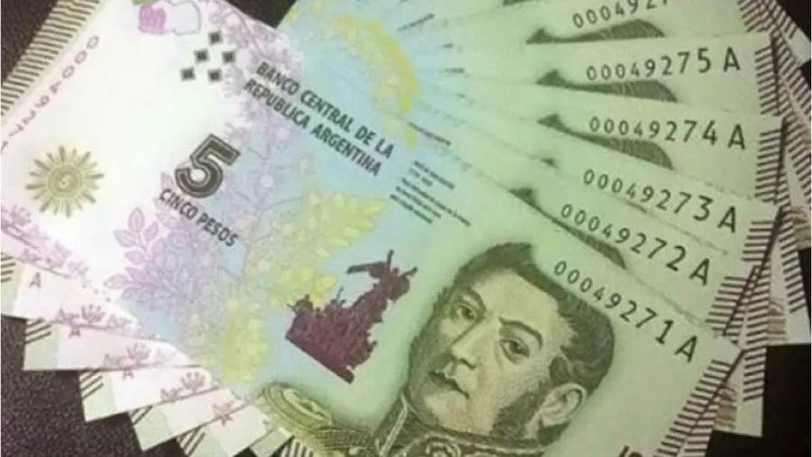 Postergarán hasta el 28 de febrero el retiro de los billetes de $ 5 Postergarán hasta el 28 de febrero el retiro de los billetes de $ 5