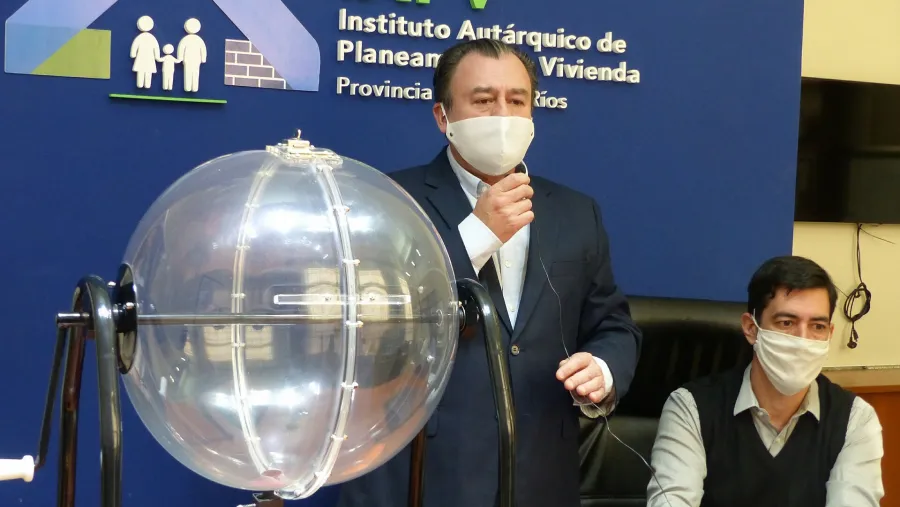 Marcelo Bisogni sorteo viviendas IAPV Marcelo Bisogni sorteo viviendas IAPV