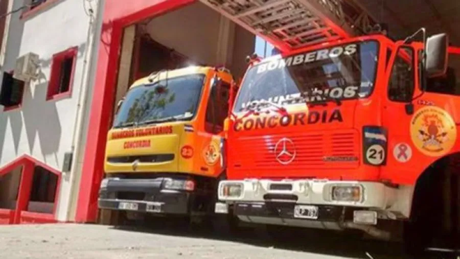 ENOHSA aportará fondos a Bomberos Voluntarios de Concordia para adquirir una autobomba ENOHSA aportará fondos a Bomberos Voluntarios de Concordia para adquirir una autobomba