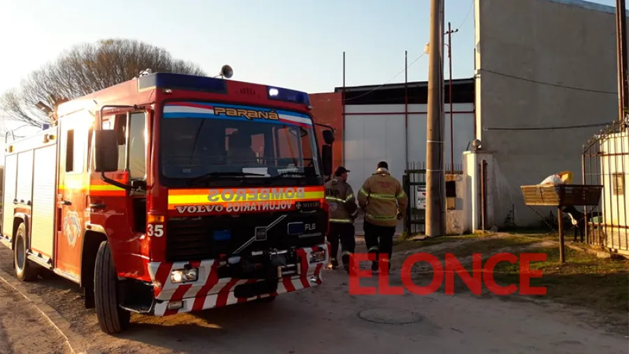Bomberos escape de amoníaco Bomberos escape de amoníaco