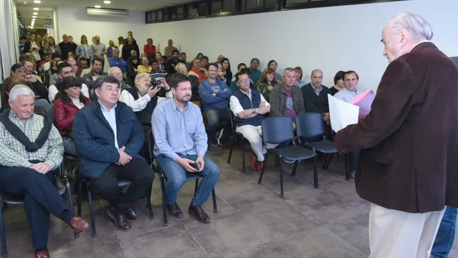 Miguel Bonasso en Concepción del Uruguay Miguel Bonasso en Concepción del Uruguay