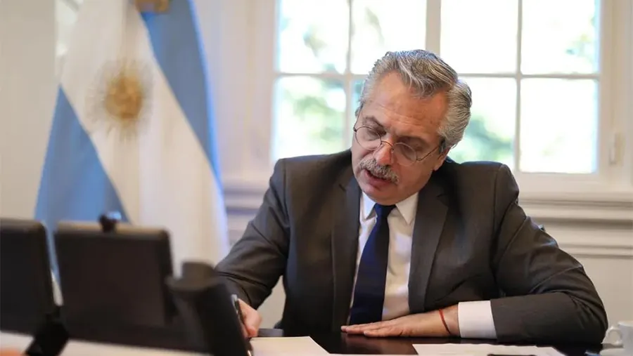Alberto Fernández. Alberto Fernández.