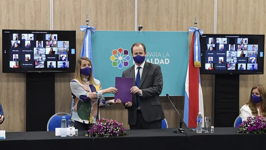 Ley de Paridad: Bordet pidió a los legisladores estar “a la altura de las circunstancias” Ley de Paridad: Bordet pidió a los legisladores estar “a la altura de las circunstancias”