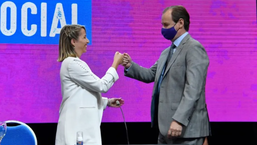 Stratta y Bordet Stratta y Bordet