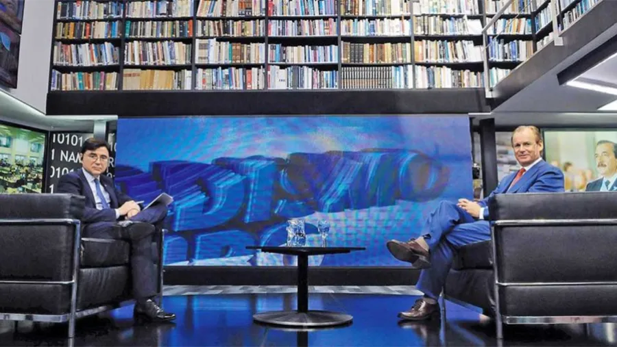 Regiones. “En una elección presidencial todo es mucho más macro. Se centraliza mucho en lo que sucede en AMBA y en Ciudad de Buenos Aires”. Regiones. “En una elección presidencial todo es mucho más macro. Se centraliza mucho en lo que sucede en AMBA y en Ciudad de Buenos Aires”.