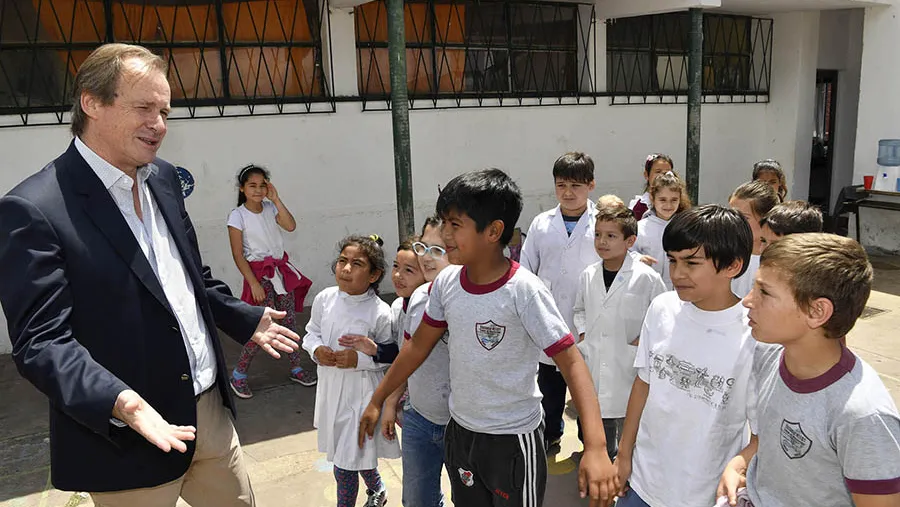 En promedio, la provincia ha finalizado una obra de infraestructura escolar cada 15 días de gestión. En promedio, la provincia ha finalizado una obra de infraestructura escolar cada 15 días de gestión.