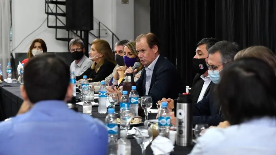 Bordet valoró el trabajo de los municipios en el proceso de vacunación contra el Covid-19 Bordet valoró el trabajo de los municipios en el proceso de vacunación contra el Covid-19
