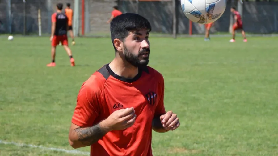 Tras su paso por Chaco For Ever, Brian Nievas volvió a entrenarse en “La Capillita” Tras su paso por Chaco For Ever, Brian Nievas volvió a entrenarse en “La Capillita”