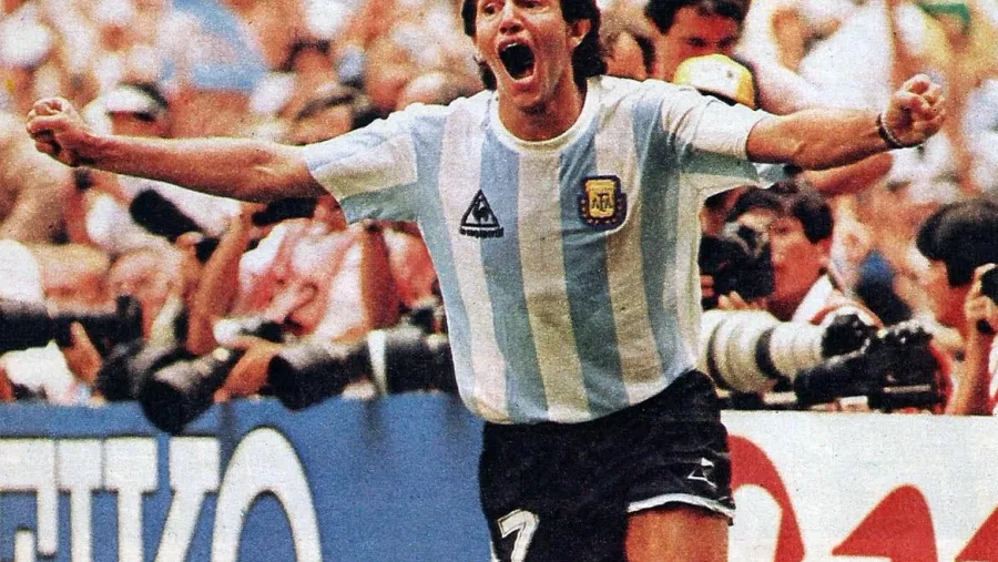Jorge Burruchaga “A 34 años del momento más feliz de nuestras vidas”, recordó el gualeyo Burruchaga